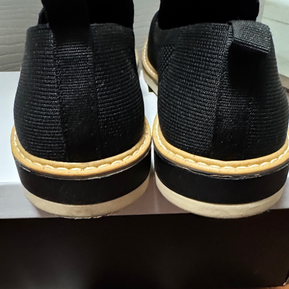 Taryn Rose Black Knit Slip-On Loafers with Tan Trim - Picture 6 of 6